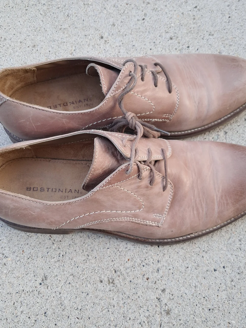 Bostonian refined leather